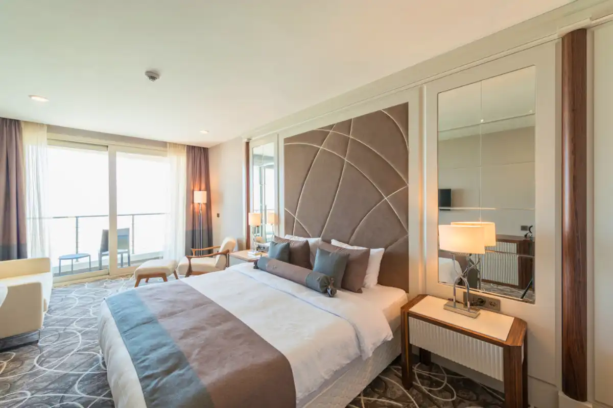 ace edit studio apartments